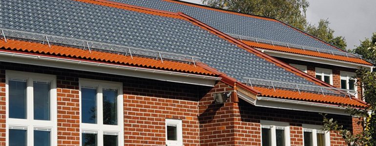 استفاده از کاشی های سقف شیبدار برای جذب انرژی خورشید